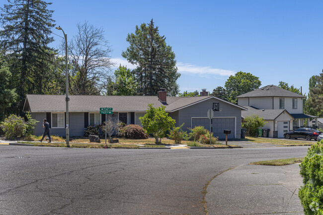 You'll find a pocket of ranch style homes bordering Hwy I-5 in Oak Creek.