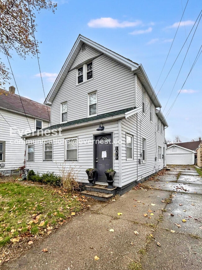 1079 E 68th St Unit 2, Cleveland, OH 44103