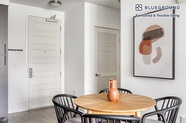 5080 Camino Del Arroyo unit FL2-ID14, San Diego, CA 92108 - photo 6