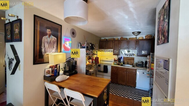 251 Kelton St, Allston, MA 02134 - photo 2