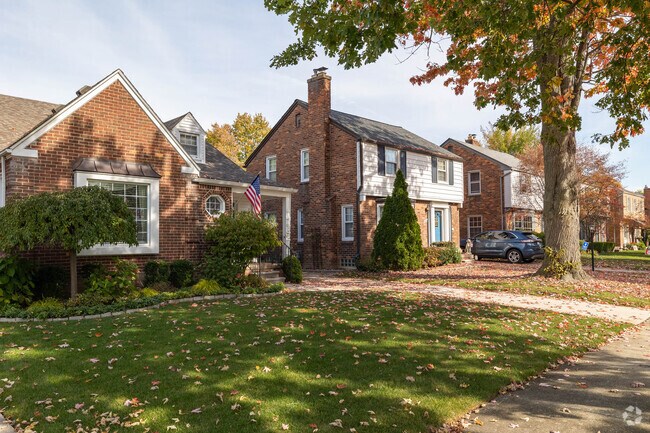 A huge variety of housing styles can be found on the quiet side streets of Grosse Pointe Woods.