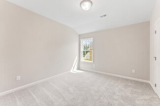 105 Beaver Creek Way, Lagrange, GA 30241