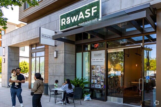 RawASF offers all-vegan acai and smoothie bowls for Cherry-Guardino and nearby residents.