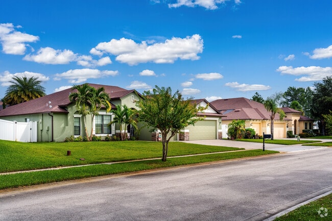 The Mims neighborhood also offers well-maintained single-family home options.