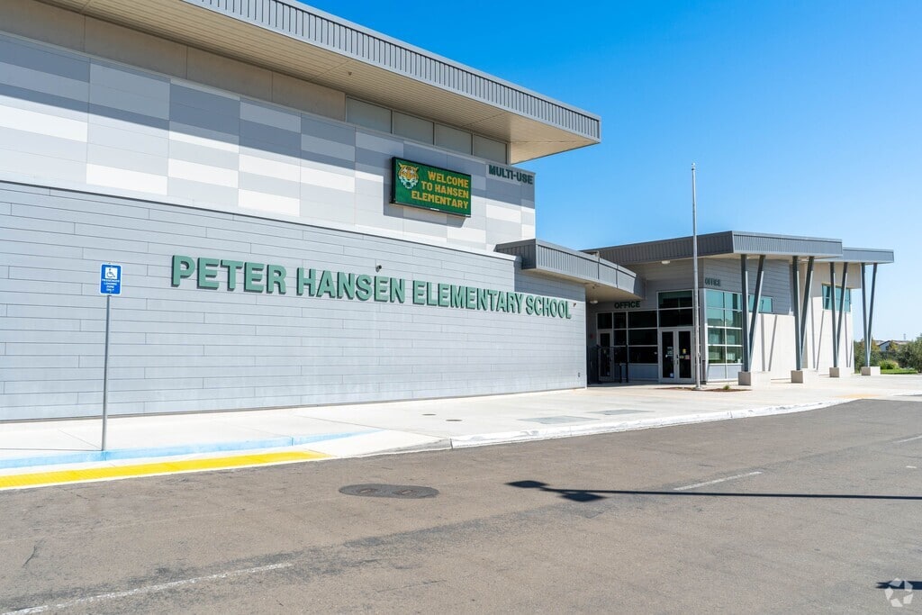 Hansen Elementary serves students in the Southwest San Joaquin County community.