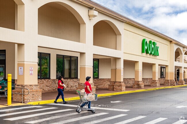 Del Oro Groves residents can pick up groceries and essentials from the local Publix.