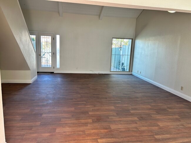 4276 Kona Coast Way, Las Vegas, NV 89121 - photo 5