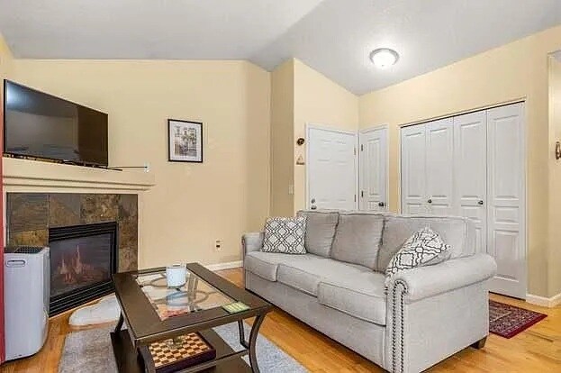 12014 SE Bush St unit C, Portland, OR 97266 - photo 2