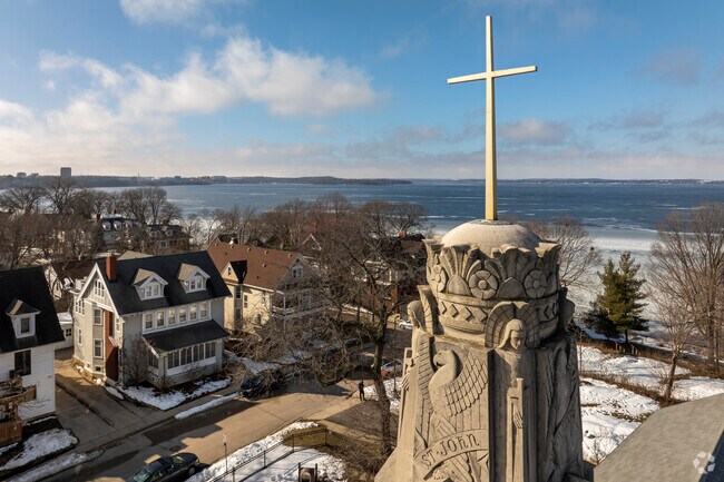 Tenney Lapham's historic architecture allows it to stand out from its neighboring areas.