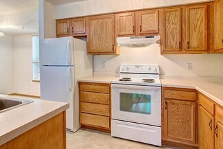 575 W Slifer St, Portage, WI 53901