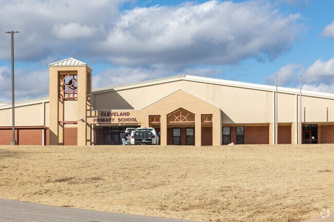 Cleveland Primary school receives a 5 out 5 from great schools.