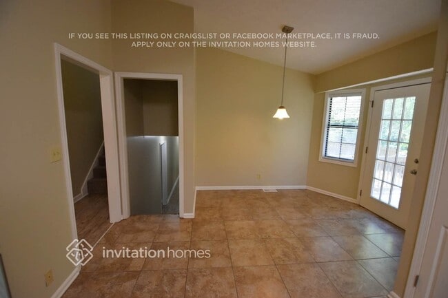 373 Rustic Ridge Cir, Lawrenceville, GA 30043 - photo 4