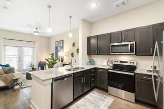 12100 Archeleta Blvd, Austin, TX 78739