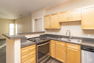 17010 Hawthorne Plaza, Omaha, NE 68118