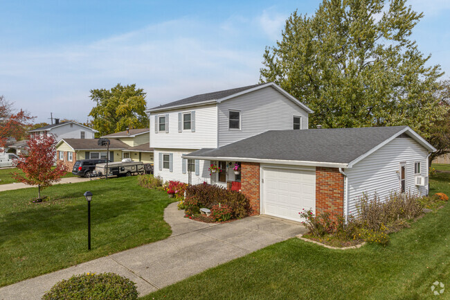 Summit Ridge has a variety of different homes, single and multi-story.