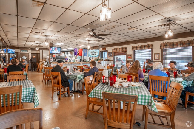 Crawfords, in Wildwood, is a family owned restaurant that has been serving for over 40 years.