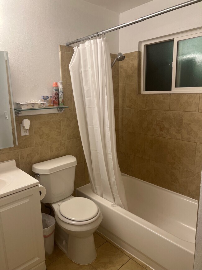 4333 Lashelle Ave unit Room 1, Colorado Springs, CO 80906 - photo 6