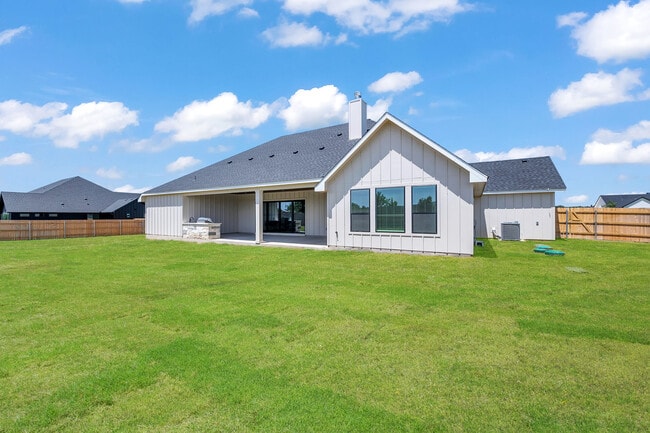 512 Vale Pond Spur, Georgetown, TX 78633 - photo 3