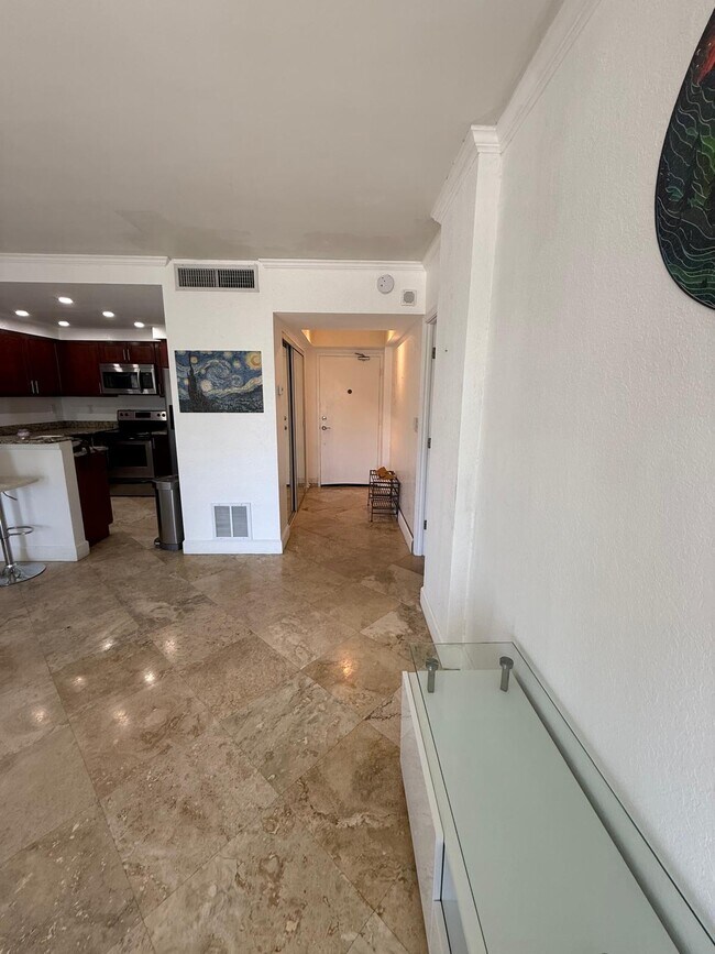 Lauderdale Tower unit 3F, Fort Lauderdale, FL 33306 - photo 2