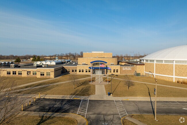 Frankfort Senior High School teaches grades 9-12.
