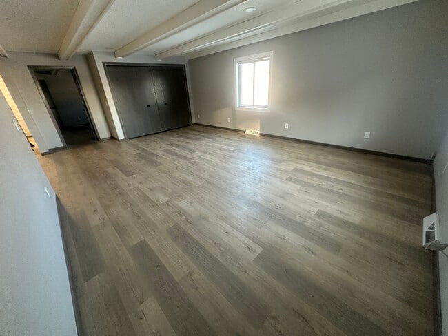 N21357 Glodowski Rd unit 1, Arcadia, WI 54612 - photo 3