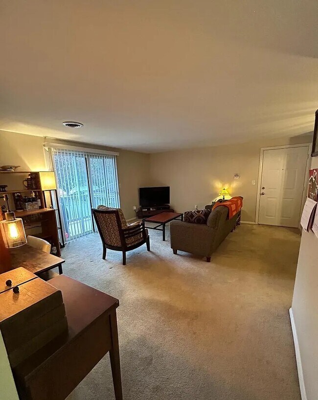 1003 Nanroc Dr, Mechanicsburg, PA 17055 - photo 5