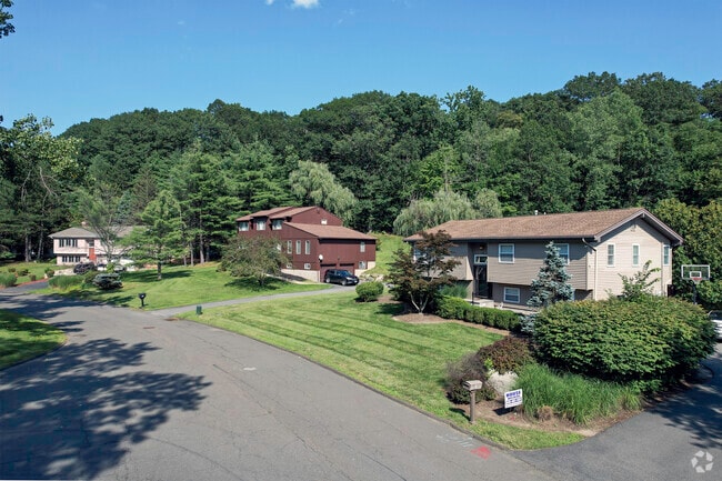 Pomona features a range of well-kept homes that reflect the area’s residential charm.