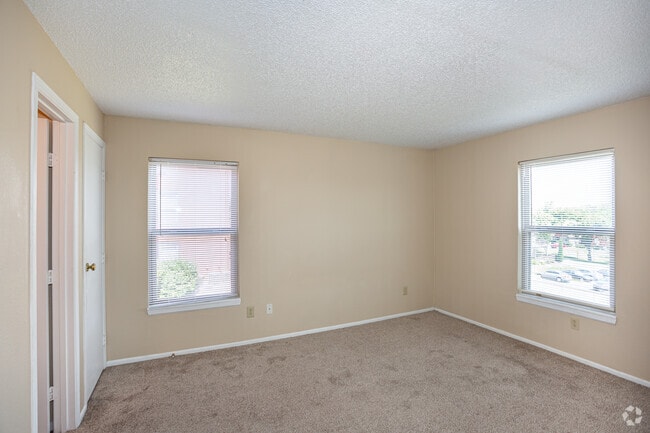 Leawood At State Line, Leawood, KS 66224 - photo 6