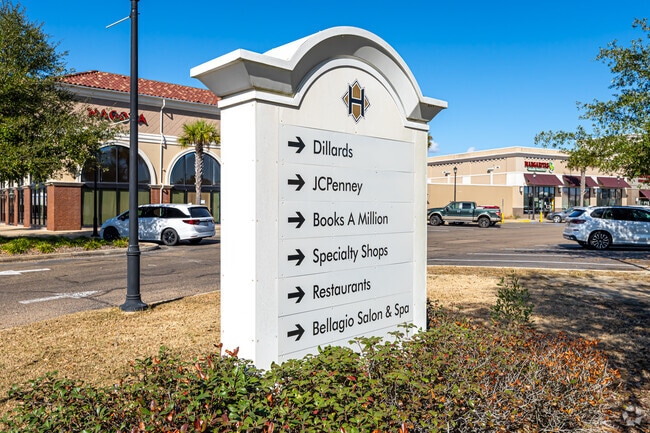 Hammond Square has many different retail and restaurant options to choose from.