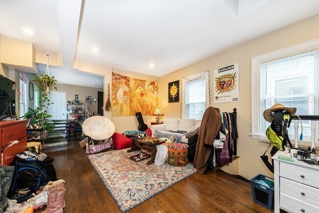 1568 Tremont St unit 2, Roxbury Crossing, MA 02120 - photo 4