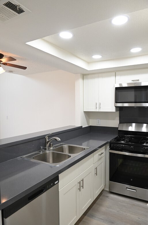 Villas at Columbia, Riverside, CA 92501 - photo 4