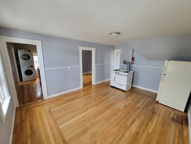 386 Rimmon St unit 3, Manchester, NH 03102 - photo 7