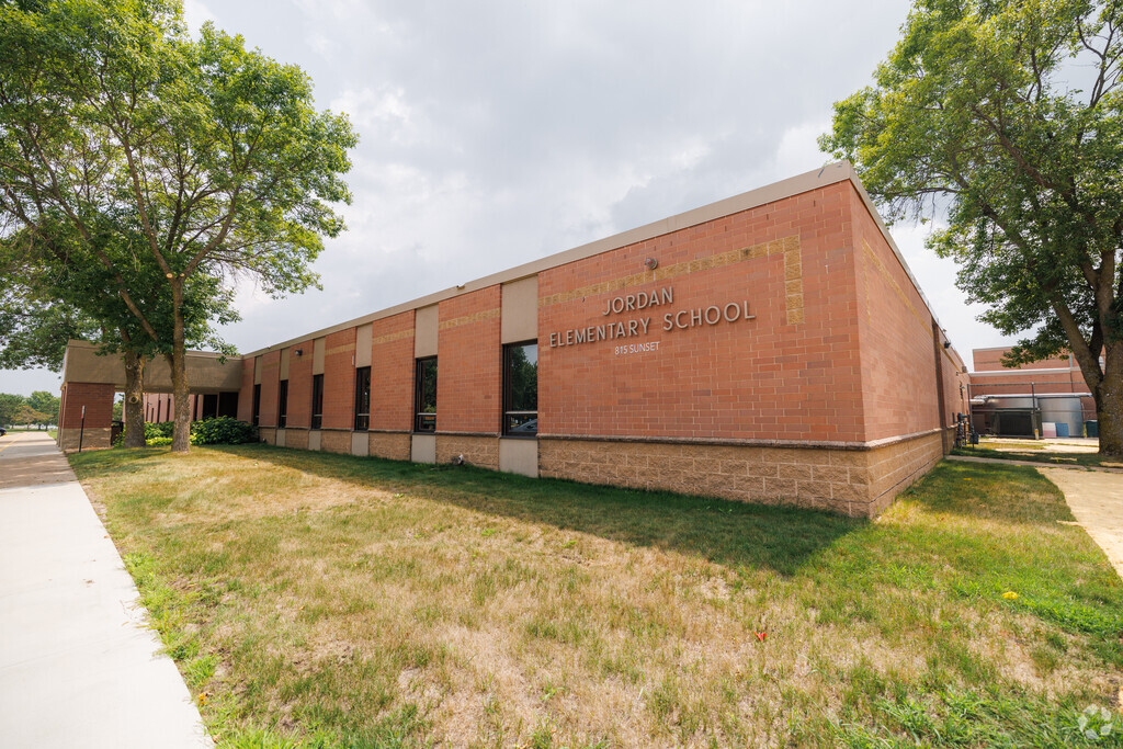 Jordan Elementary School in Scott County.