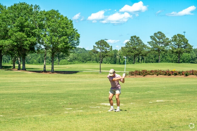 Practice your swing at Bent Brook Golf Club near McCalla.