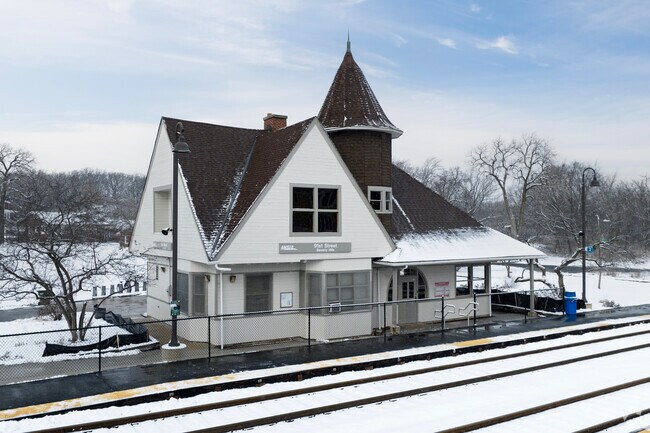 There are multiple train stations found in the Beverly neighborhood.