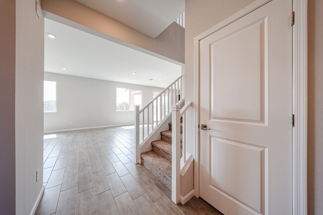 19165 N Los Gabrieles Way, Maricopa, AZ 85138 - photo 6