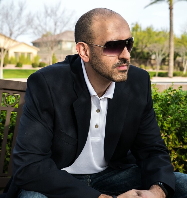 Agent Photo