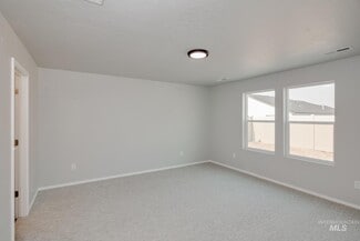 5213 Malachite St, Caldwell, ID 83605