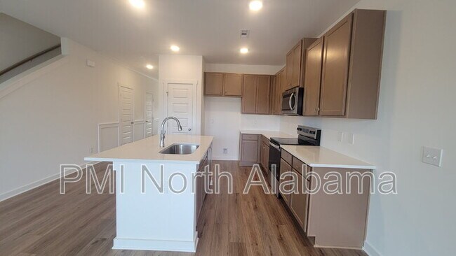 7578 Discovery Pt Dr NW, Huntsville, AL 35806 - photo 5