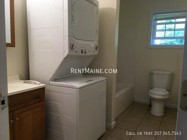 1841 Hammond St unit 5, Hermon, ME 04401 - photo 6