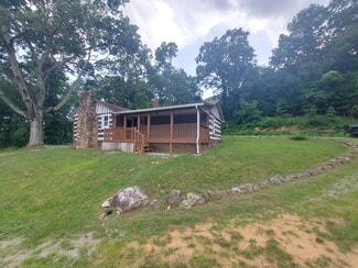 4211 Yellow Mountain Rd, Roanoke, VA 24014