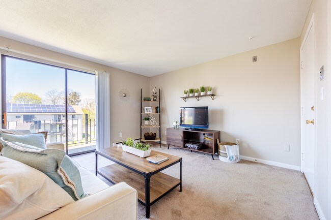 Princeton Reserve, Dracut, MA 01826 - photo 4