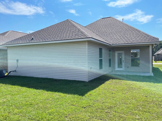 239 Sophie Dr, Houma, LA 70364 - photo 7