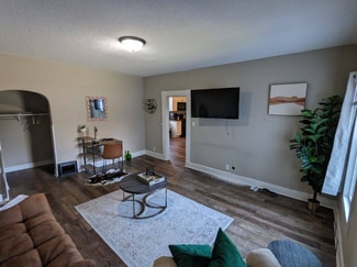 902-904 W Locust St Unit 904, Davenport, IA 52804