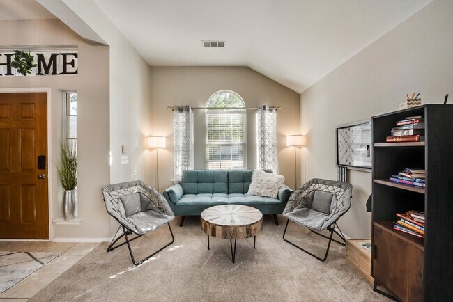 2732 Excalibur Dr unit ID1026130P, Grand Prairie, TX 75052 - photo 4