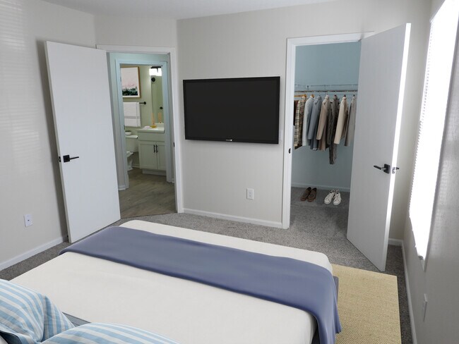 Roachton Flats, Perrysburg, OH 43551 - photo 7