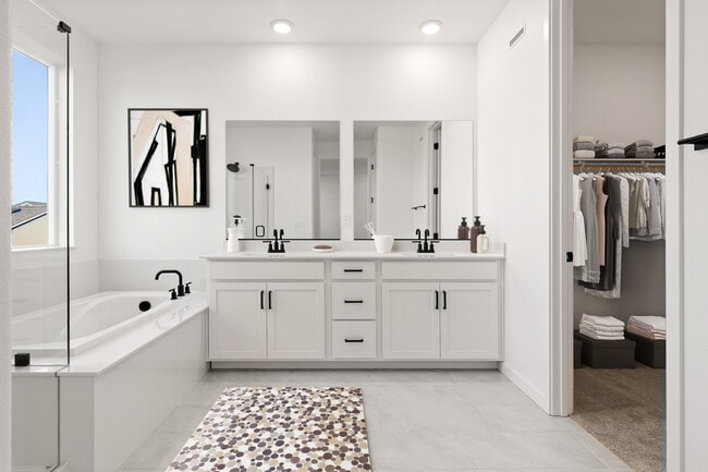 8172 Maisy Way, Elk Grove, CA 95757 - photo 3