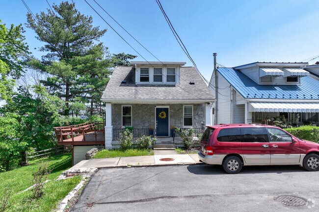 Bungalows are a great home-style option in the Troy Hill neighborhood.