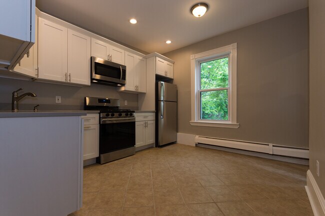 22 Highland Ave unit 2, Roxbury, MA 02119 - photo 3