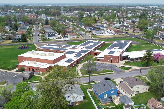 Benjamin Franklin School is nestled i the community of Pennsauken.